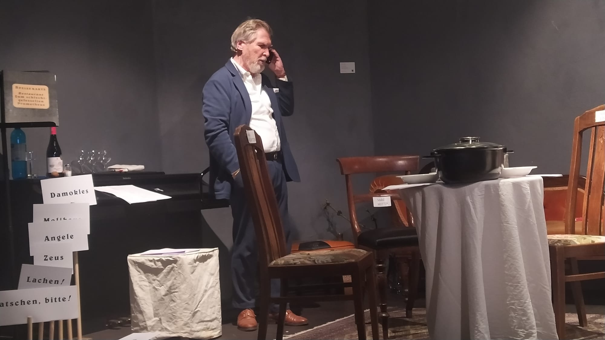 Intro.Telefon.WhatsApp Image 2025-11-04 at 16.37.28